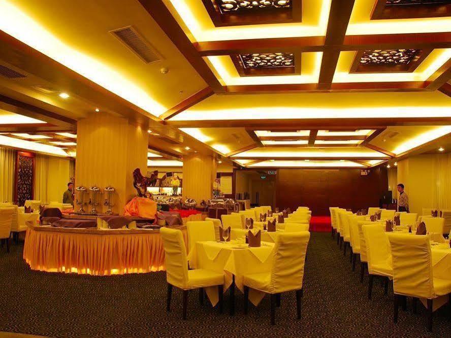 Vienna Hotel Guangzhou Shaheding Metro Station Exterior foto